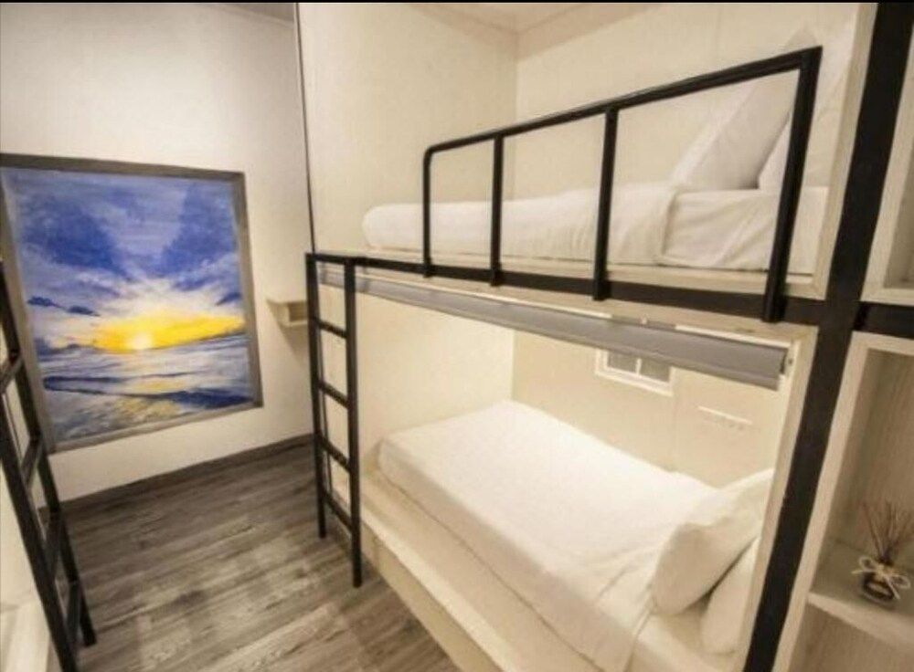 New S7 Vip Hostel