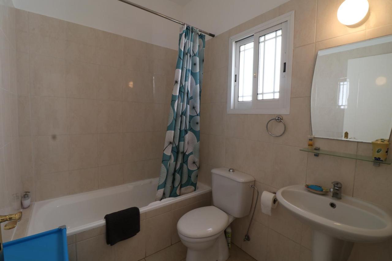 Apartment in Kato Pafos & 10 Min To Venus Beach