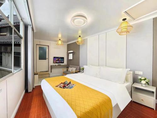 聚贤居客栈 Fenghuang Juxianju Inn in Fenghuang, People's Republic of China