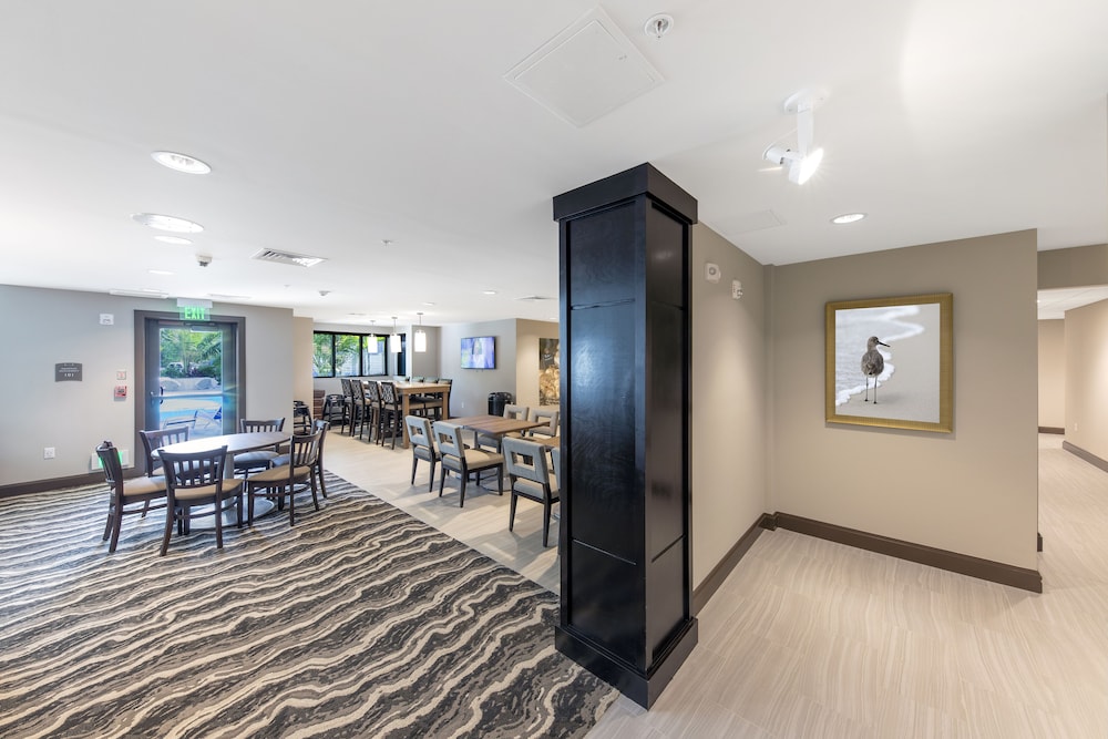 Staybridge Suites Naples Marco Island an IHG Hotel - photo 3
