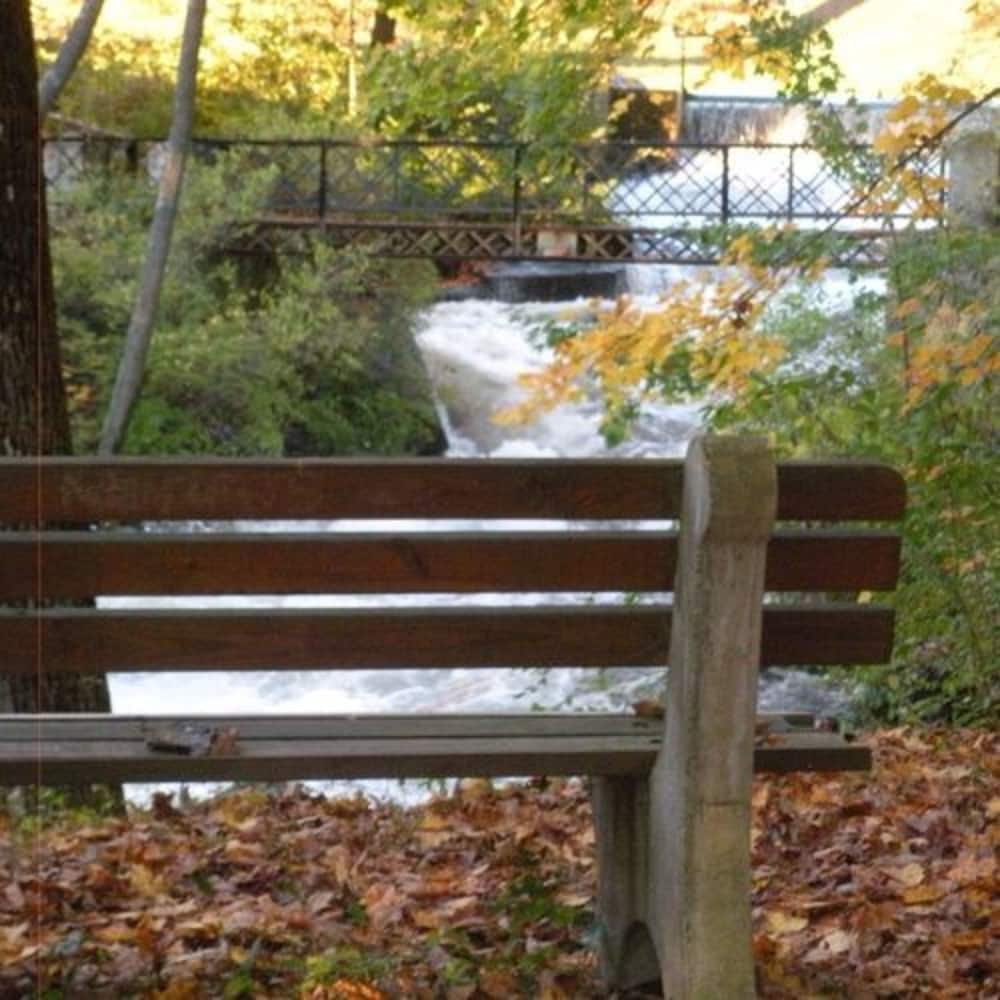 Rockwell Falls Inn and Wine Bar - photo 67