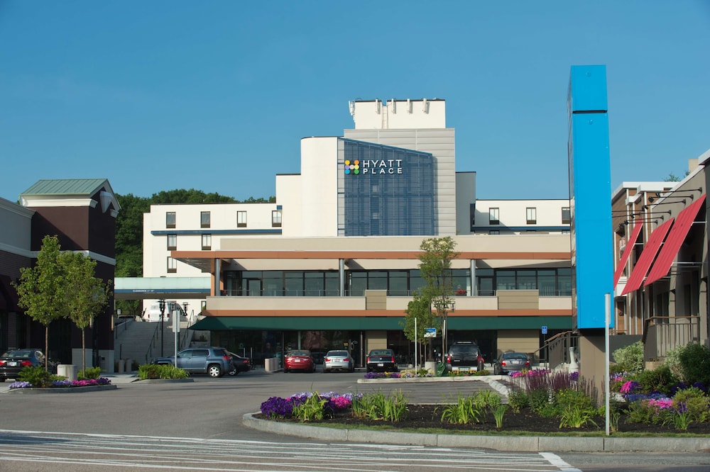 Hyatt Place Boston Braintree - carbon neutral hotel in Braintree