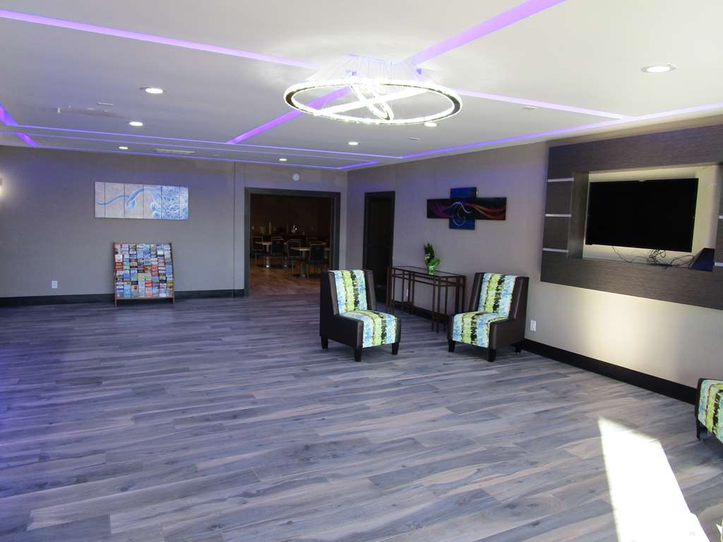 SureStay Plus Hotel by Best Western Point Richmond - photo 2