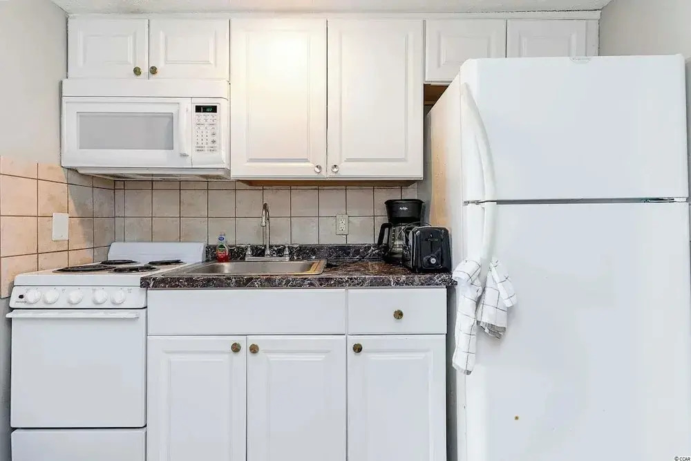 The Beachside Dacha Lock Out 2 Bedroom Ocean View Condo — Myrtle Beach — photo 5