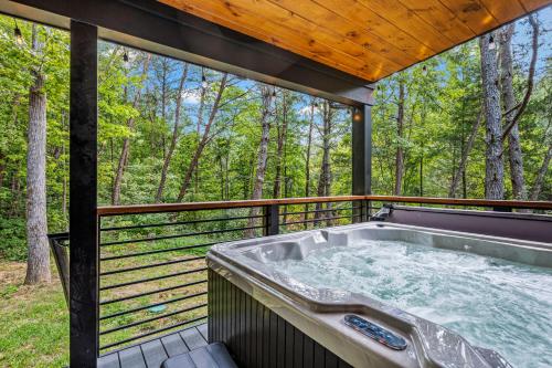 Luxe 634 By Avada Properties - last minute hotel in Pigeon Forge