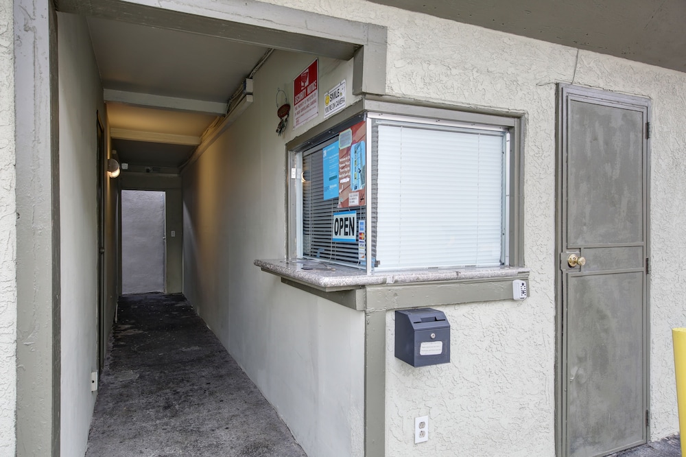 LA Ramona Motel - photo 72