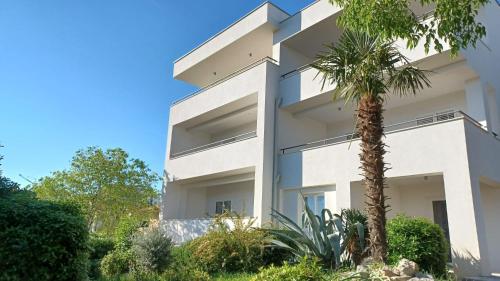 Apartments Daria — 4-Star Luxury Hotel in Krk, Croatia