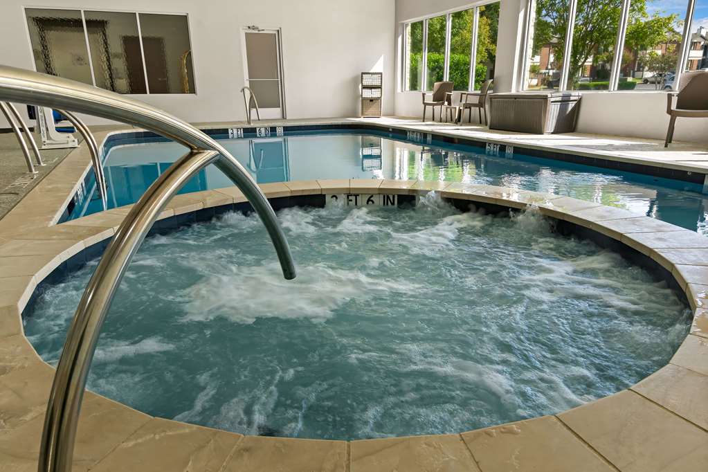 Comfort Suites Granbury - photo 30