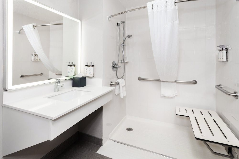 Holiday Inn Chicago Oakbrook by IHG - photo 25