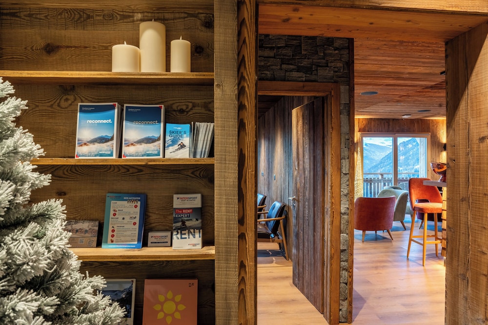 Dent Blanche Resort Temptingplaces Collection — Heremence