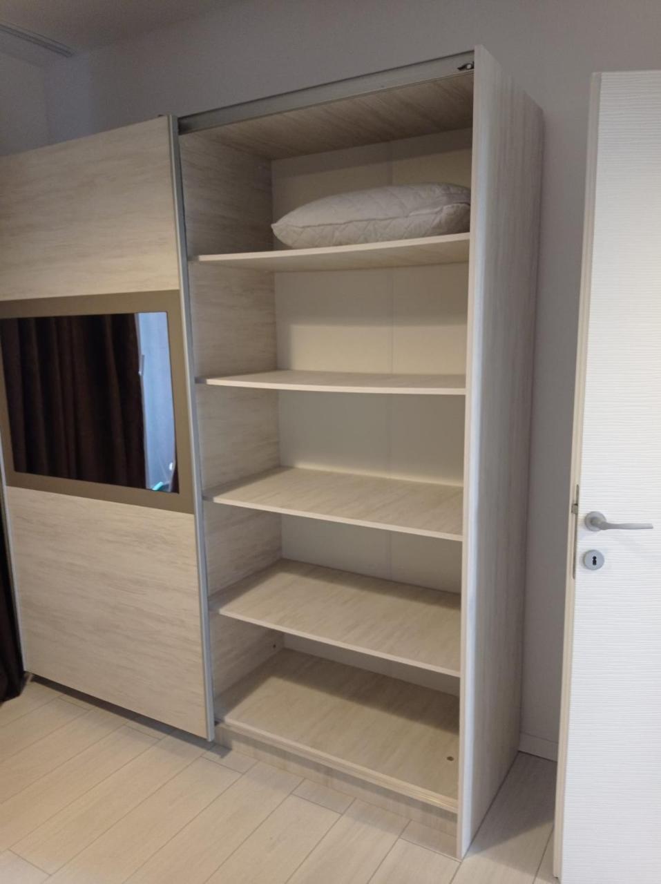 Apartament de Patrimoniu langa Foisorul de foc — 4-Star Luxury Hotel in Bucharest, Romania