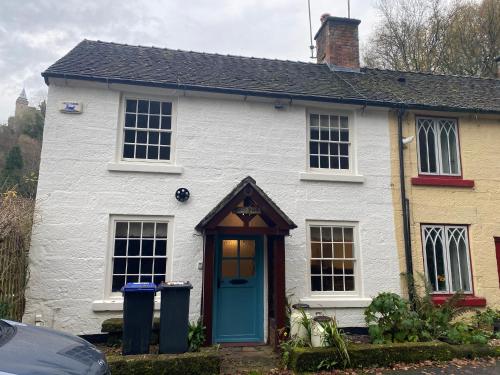 Rock View Cottage 2 Bedrooms Near Alton Towers — Alton