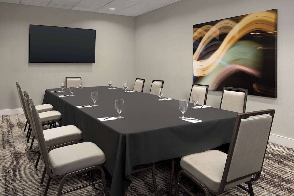 Hilton Phoenix Chandler - photo 37