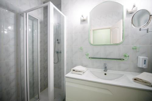 Lux Panzi — Szarvas — photo 5