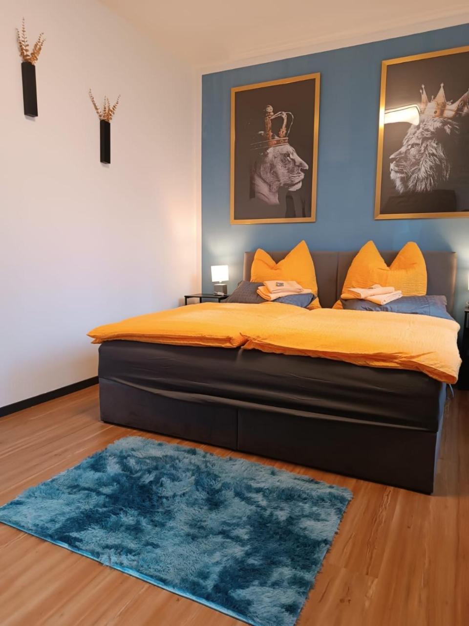 Casatua Parkplatz Tischfussball Dart Messe Wifi Kuche — 4-Star Luxury Hotel in Wuppertal, Germany