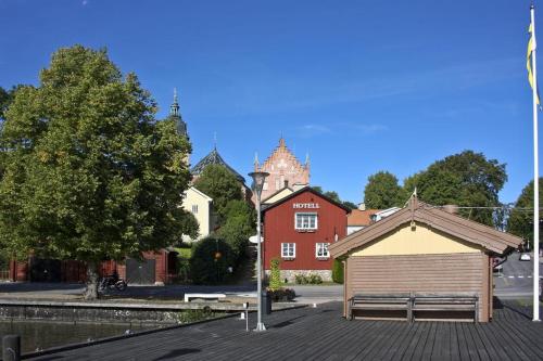 Hotell Laurentius - carbon neutral hotel in Straengnaes