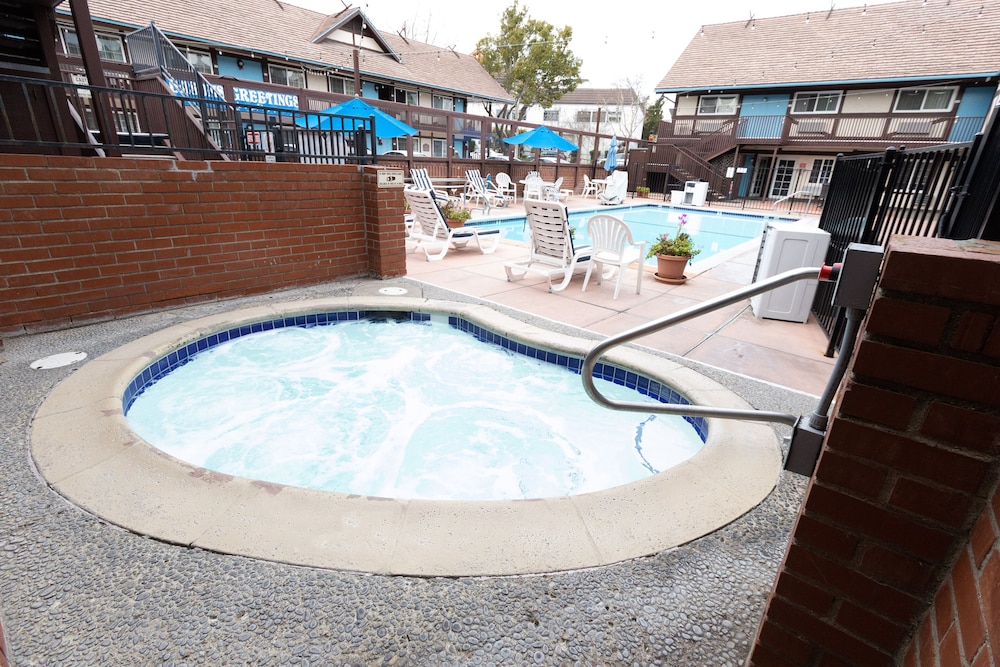 King Frederik Inn - photo 90