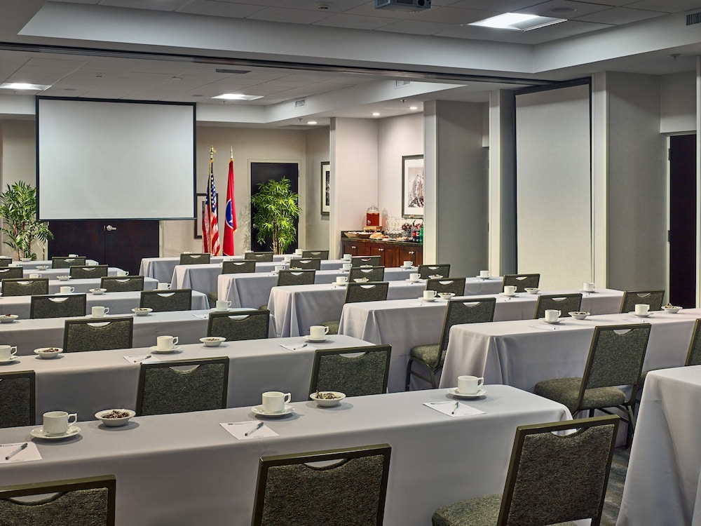 Hilton Garden Inn Gatlinburg - photo 30
