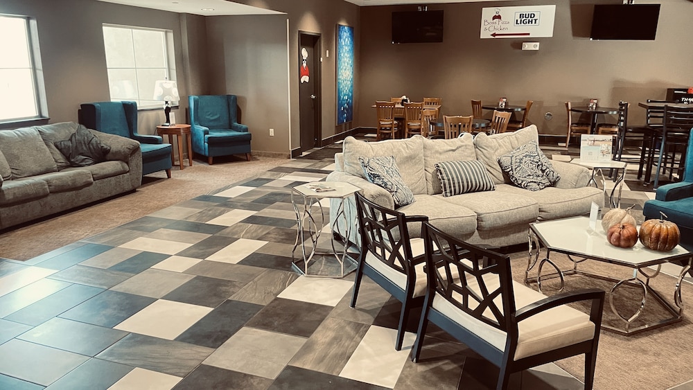 Baymont by Wyndham Grand Forks - photo 18