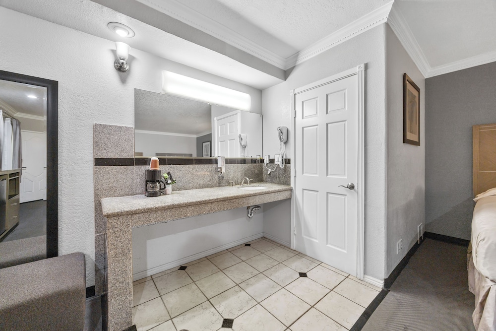 Americas Best Value Inn Milpitas Silicon Valley - photo 29
