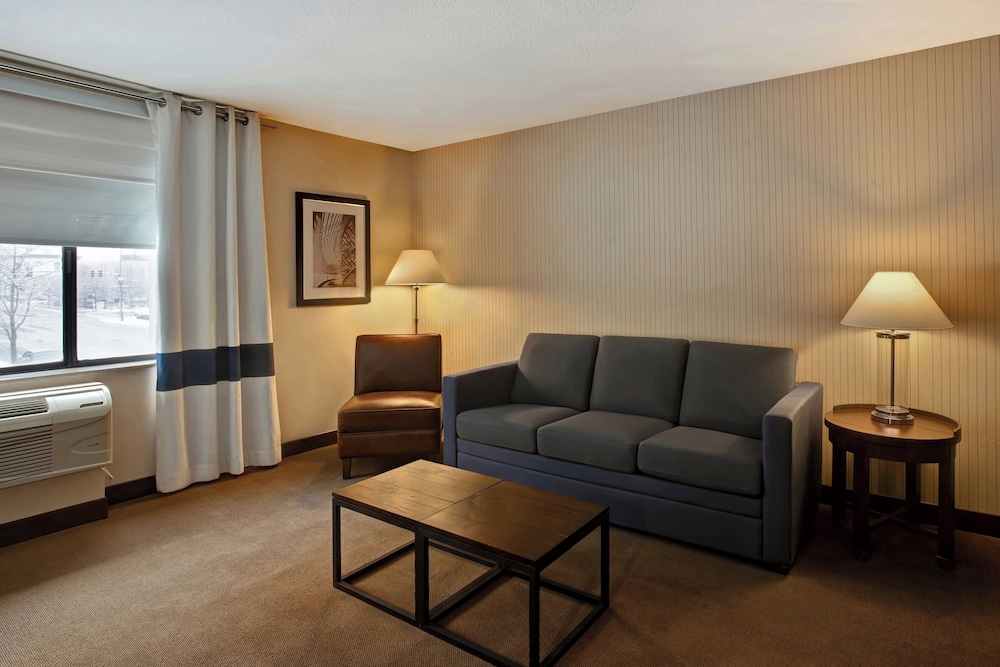 Four Points By Sheraton Peoria - photo 11