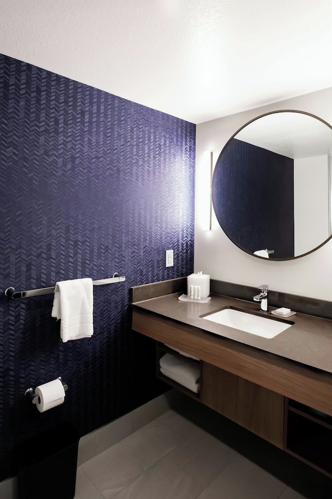 Fairfield Inn & Suites by Marriott Louisville Airport - photo 9