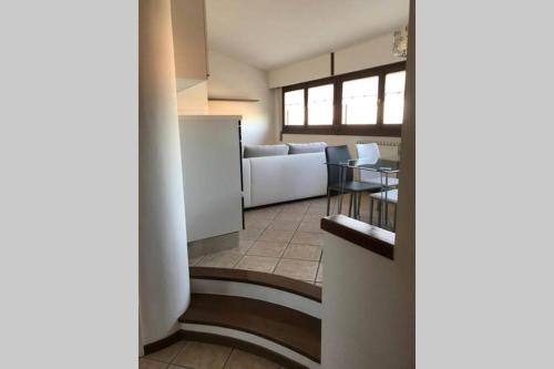 Al Numero 13 Zona Clinica Pederzoli — 4-Star Luxury Hotel in Peschiera Del Garda, Italy