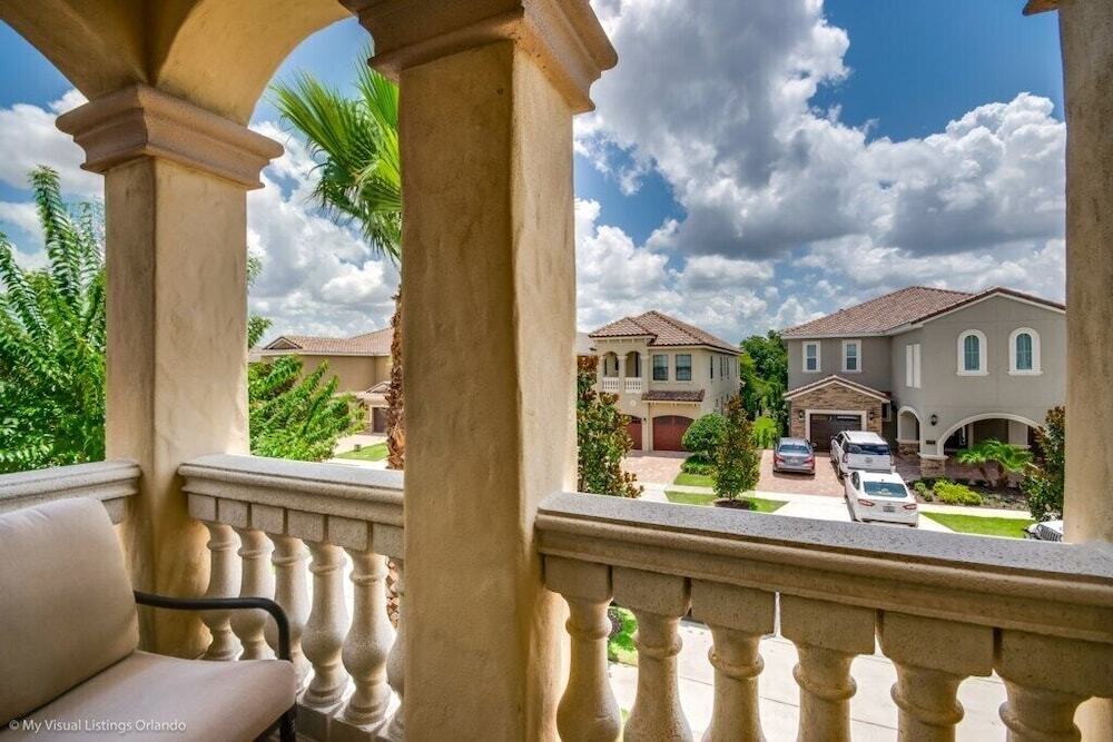 Reunion Resort 5 Bed Majestic 5 Bedroom Villa by RedAwning - featured photo