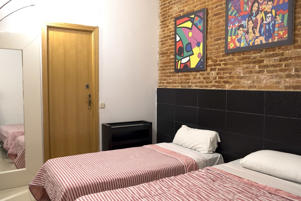 44 Centro Apartaments & Suites — Madrid — photo 4