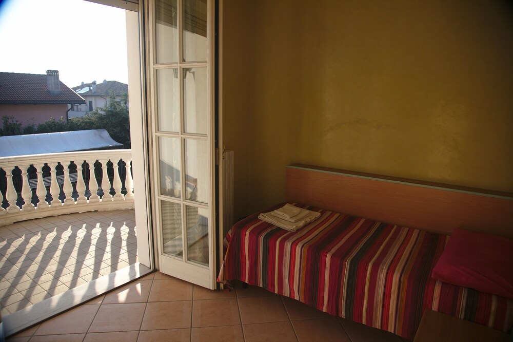 Villa Danieli Fiera — Lainate — photo 5
