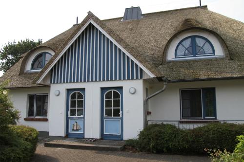 Zeesenkoje — 4-Star Luxury Hotel in Zingst, Germany