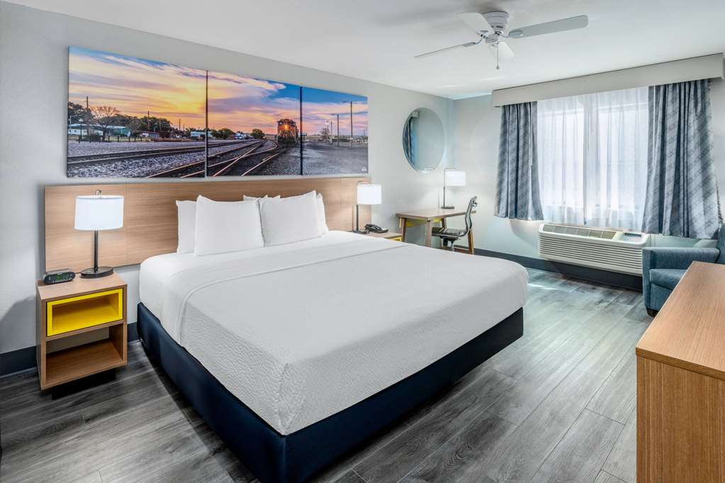 Days Inn by Wyndham Lamar - photo 16