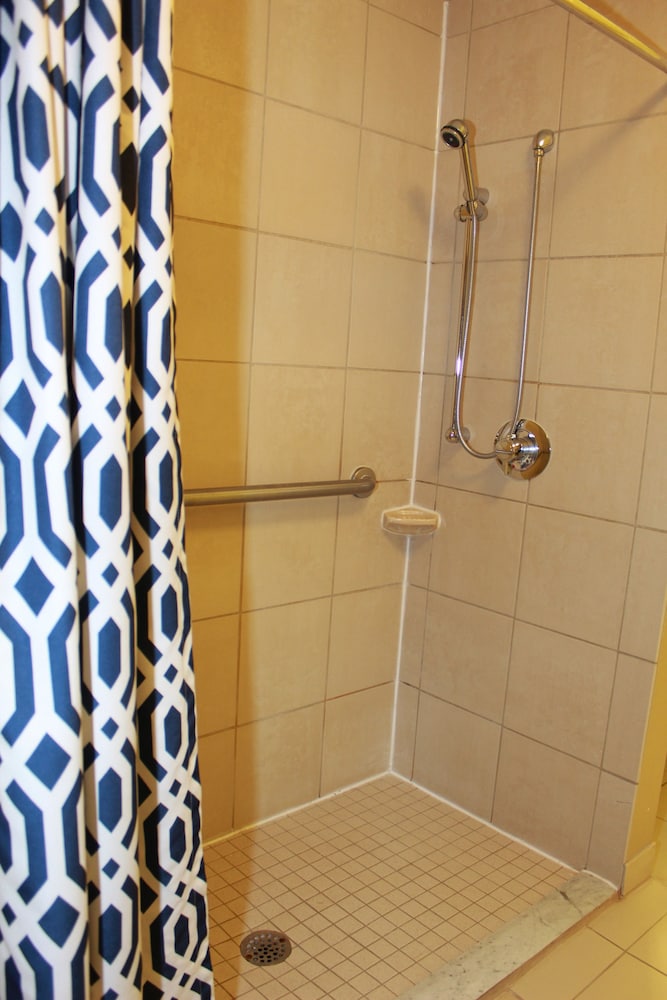 The Ohioan Hotel & Event Center - photo 19