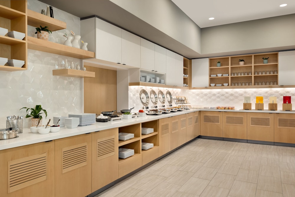 Hyatt House Atlanta Perimeter Center - photo 33