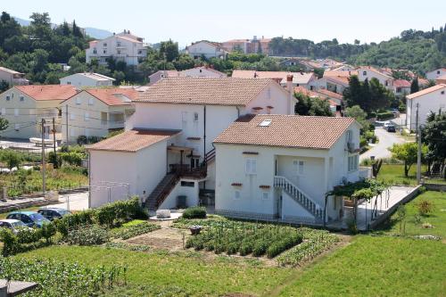 Apartments by the sea Rab 24761 — 4-Star Luxury Hotel in Rab, Croatia