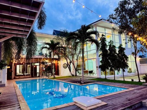 The Grand Pool Villa Pattani — 4-Star Luxury Hotel in Pattani, Thailand
