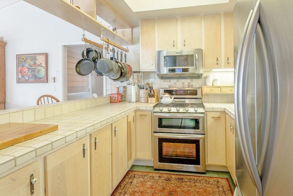 Saddle Road Home 104 — Sun Valley — photo 5
