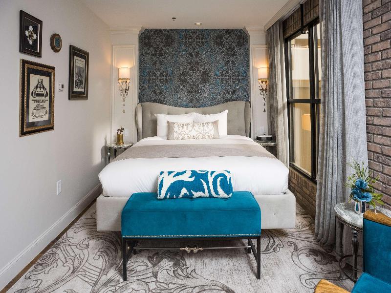 The Ivey's Hotel - photo 23
