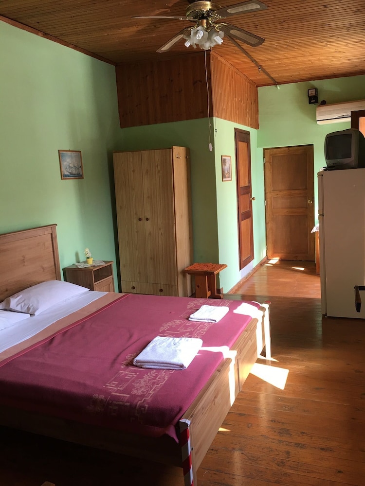 Stelios Studios - carbon neutral hotel in Chania