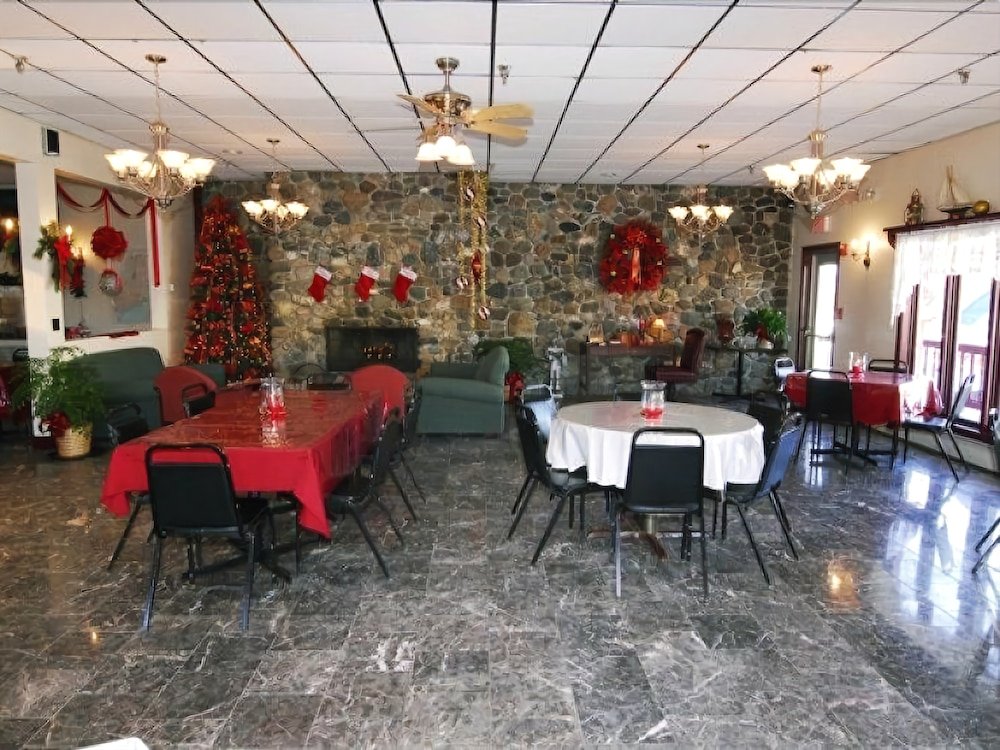 Aroostook Hospitality Inn at Van Buren - photo 11