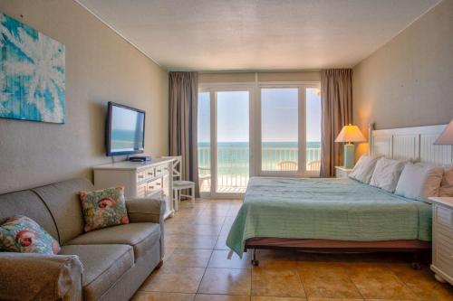 612 Island Inn - last minute hotel in Saint Pete Beach