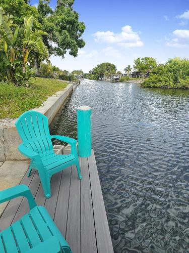 Dockside Delight Waterfront Gulf Access 4 Mins To Beach — Englewood