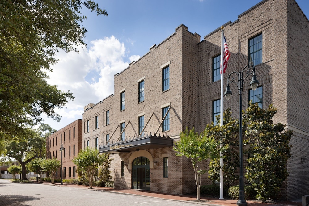 Residence Inn by Marriott Savannah Downtown Historic Distric - photo 35
