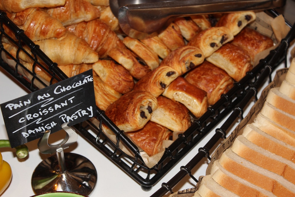 מזון ומשקאות