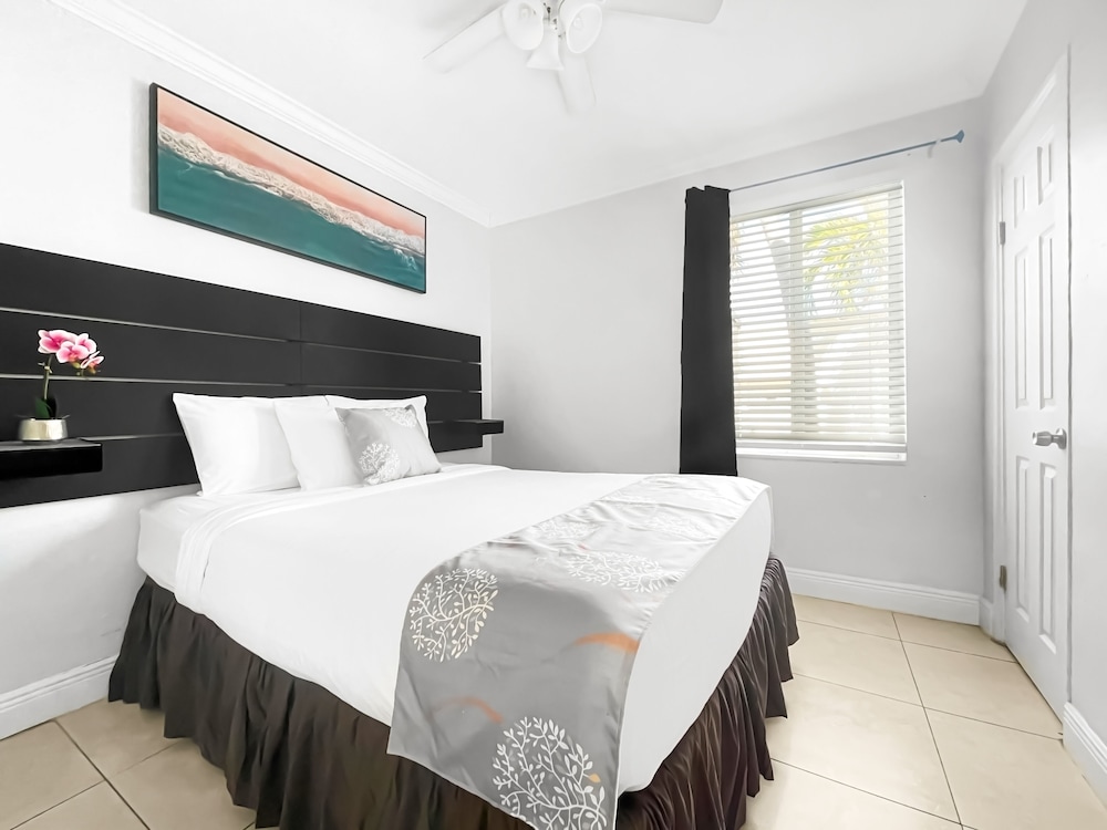 Hollywood Beach Hotels - photo 23