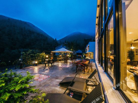 Floral Hotel Moganshan Cuiyu Holiday Villa in Deqing, People's Republic of China