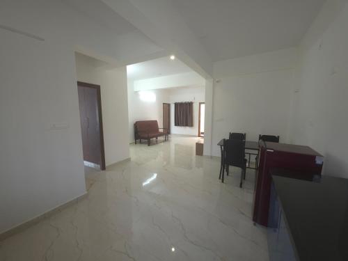 Blossom Service Apartment — 4-Star Luxury Hotel in Mysore, India