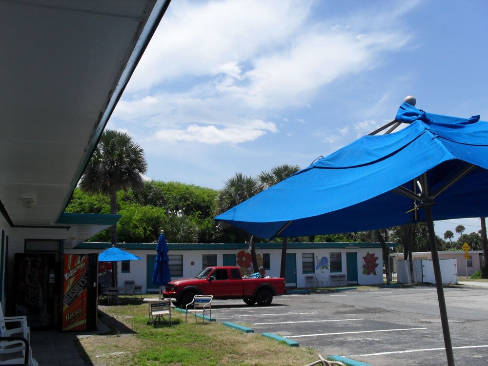 Shore Winds Motel - photo 61
