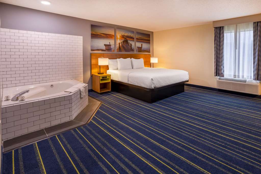 Days Inn by Wyndham Grayson - photo 21