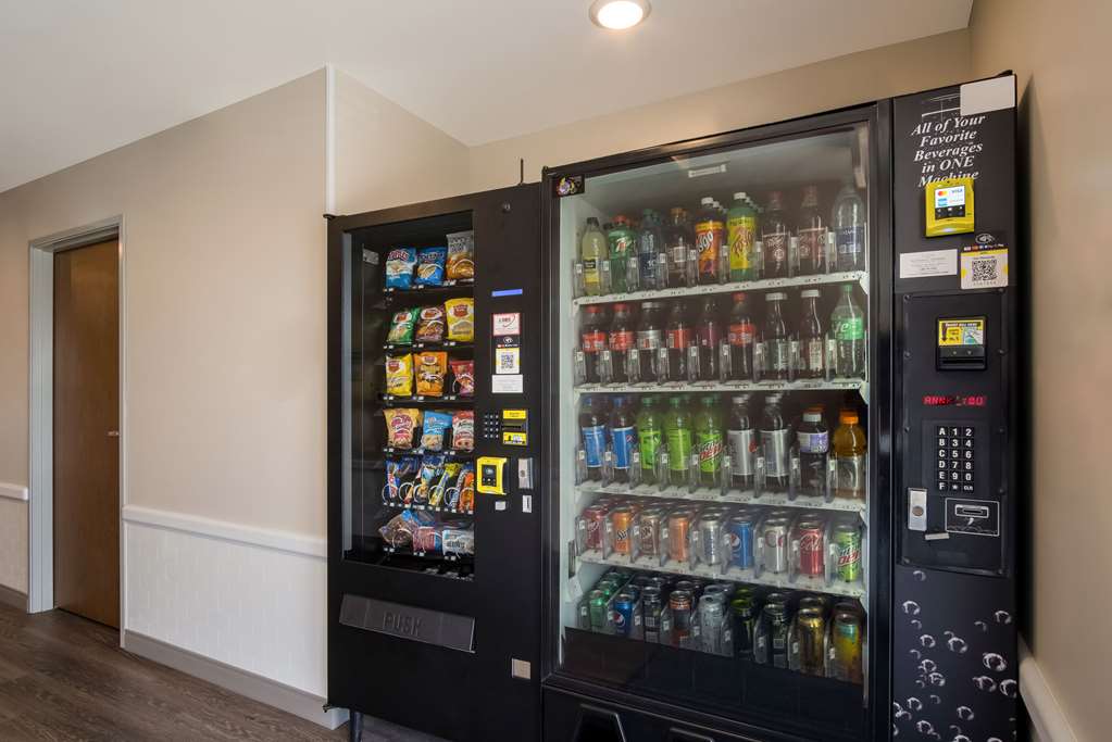 WoodSpring Suites Grand Rapids Kentwood - photo 28